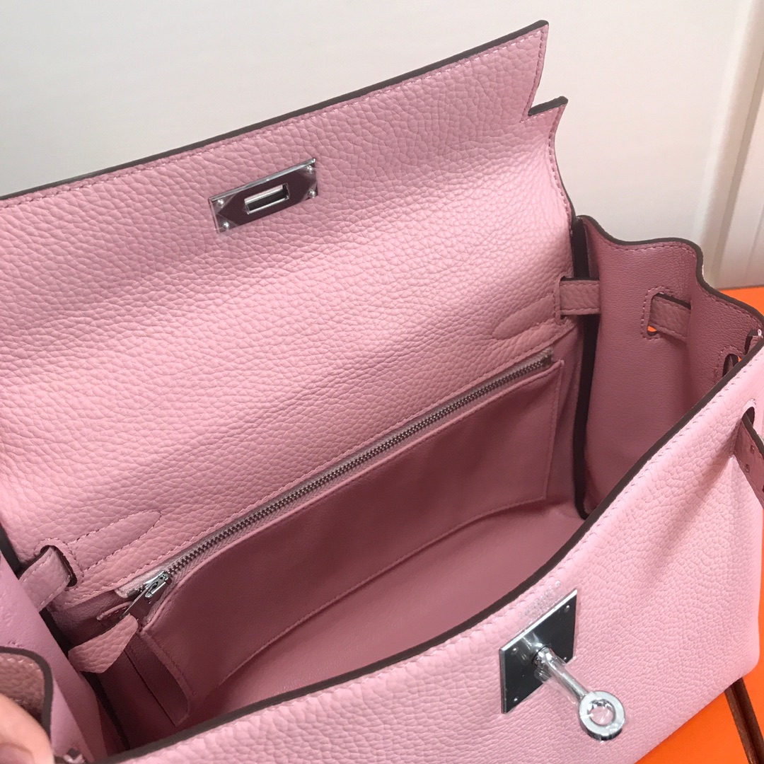 Hermes Kelly 32cm Handbag Shoulder Bag in Pink Togo Leather